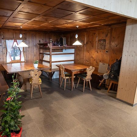 Lanzenschuster 호텔 산 제네시오 아테시노 외부 사진